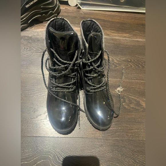North face boots - Picture 1 of 4